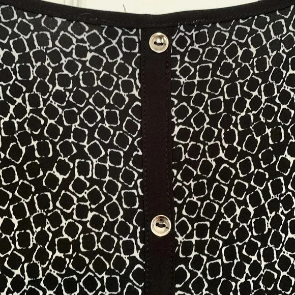 Laura 3X - Picture 5 of 6